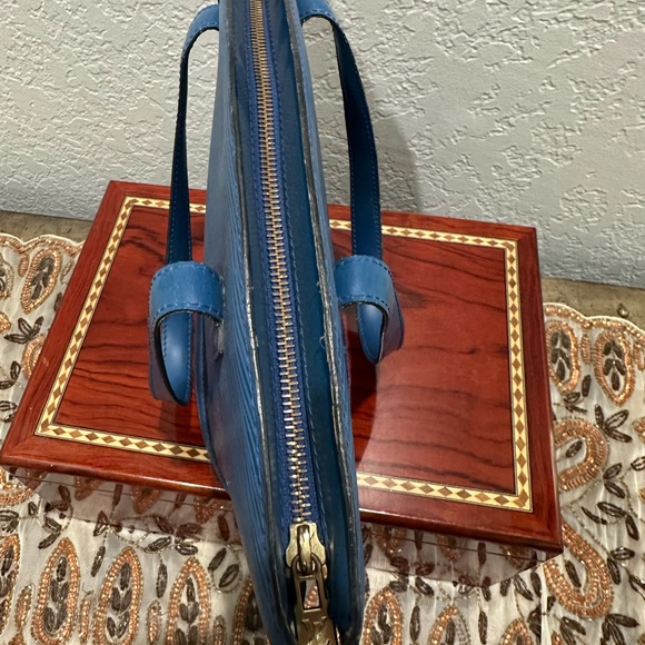 Epi Leather Jacques Purse Authentic Louis Vuitton Black Epi